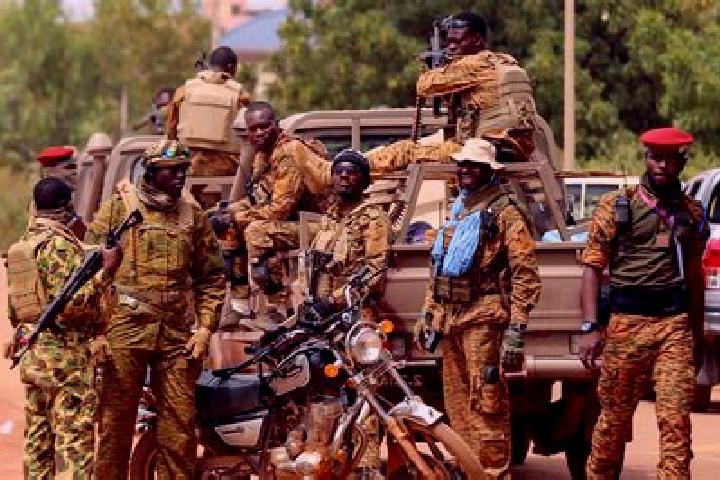 Rose, 29 — Escort in Fara Department, Burkina Faso