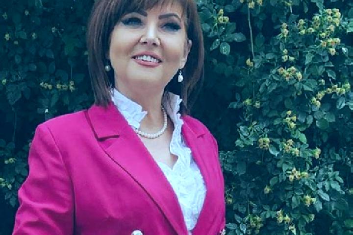 Rose, 29 — Escort in Golaiesti, Romania