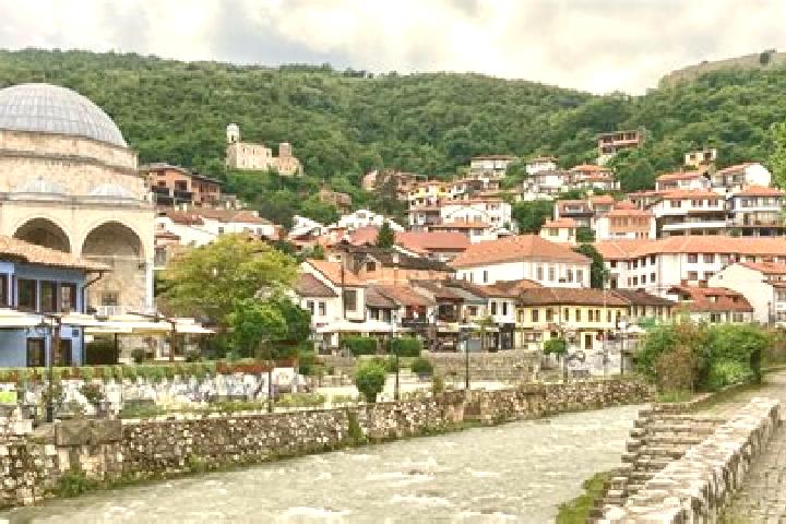 Rose, 29 — Escort in Junik, Kosovo