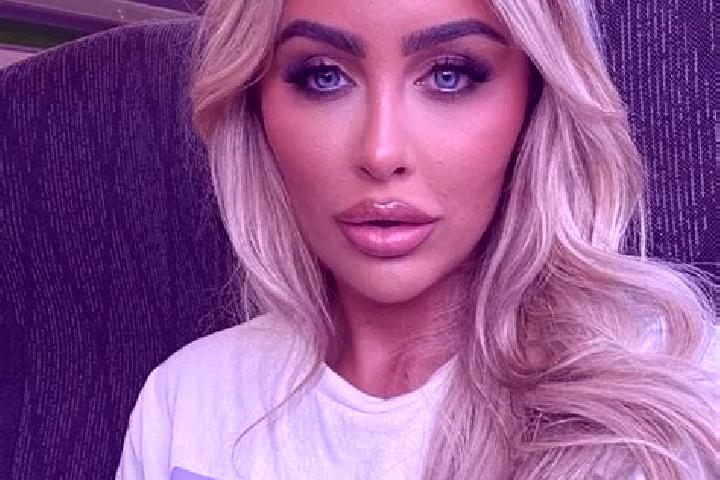 Rose, 29 — Escort in Park Forest, United States