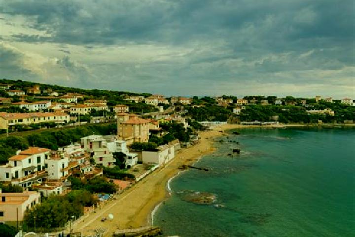 Rose, 29 — Escort in Rosignano Solvay-Castiglioncello, Italy