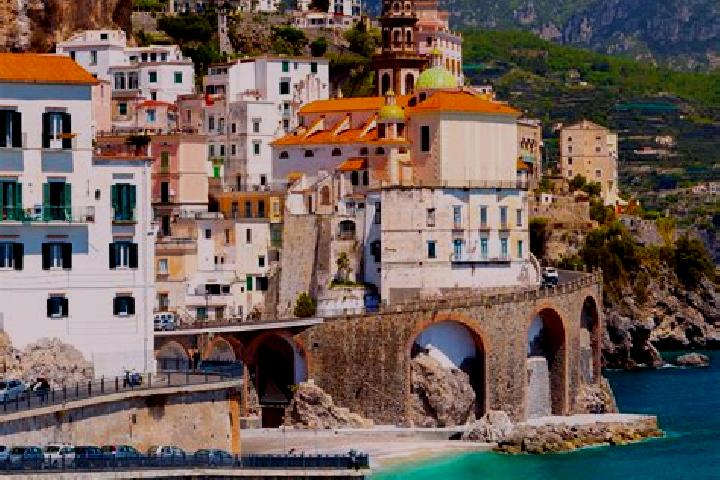 Rose, 29 — Escort in Solfanuccio, Italy