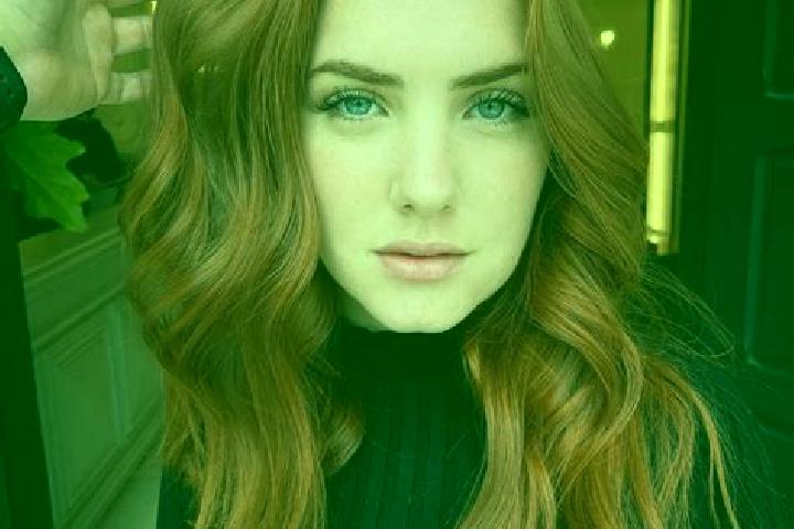 Rose, 30, a auburn blue-eyed middle eastern companion based in Les Deux Alpes. Offering Duos, Dinner Date, CIM, A-Level, OWO. Available for incall and outcal...