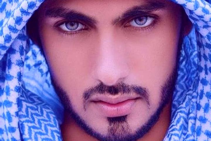 Rose, 30, a auburn grey-eyed middle eastern companion based in Valdengo. Offering A-Level, Deep French Kissing, Prostate Massage. Available for incall and ou...