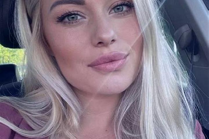 Rose, 30, a blonde hazel-eyed caucasian companion based in Ivanes. Offering Domination, Massage, Girlfriend Experience. Available for incall and outcall, day...