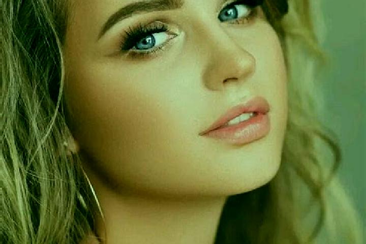 Rose, 30, a dark blonde blue-eyed european companion based in Golovino. Offering Tantra, Couples, Dinner Date, Massage. Available for incall and outcall, day...