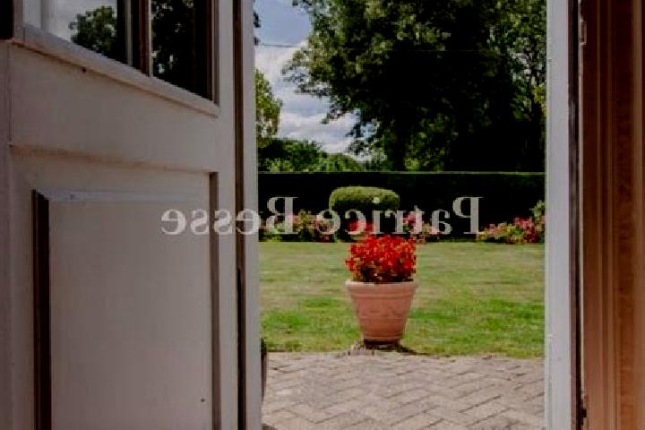Rose, 30 — Escort in Dainville, France