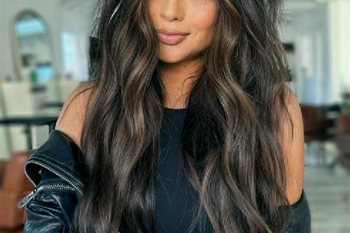 Rose, 31, a brunette dark-eyed indian companion based in Mykolayiv. Offering GFE, Tantra, 69, Roleplay. Available for incall and outcall, day and evening dates.
