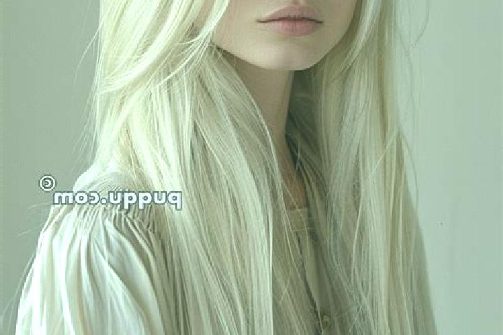 Rose, 31, a platinum blonde blue-eyed mediterranean companion based in Pertengo. Offering Tantra, OWO, Couples, Overnight, Duos. Available for incall and out...