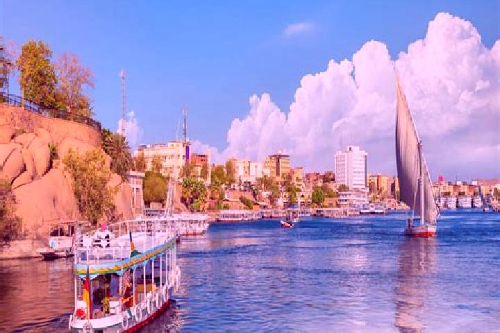 Rose, 31 — Escort in Diyarb Najm, Egypt
