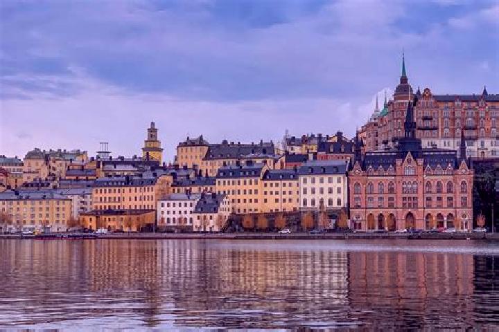 Rose, 31 — Escort in Koppom, Sweden