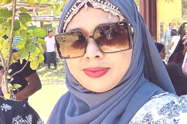 Rose, 31 — Escort in Montongtangi Timuk, Indonesia