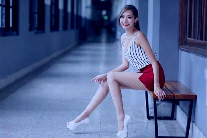 Rose, 32, a red brown-eyed asian companion based in Tompa. Offering Travel Companion, GFE, BDSM, Girlfriend Experience. Available for incall and outcall, day...