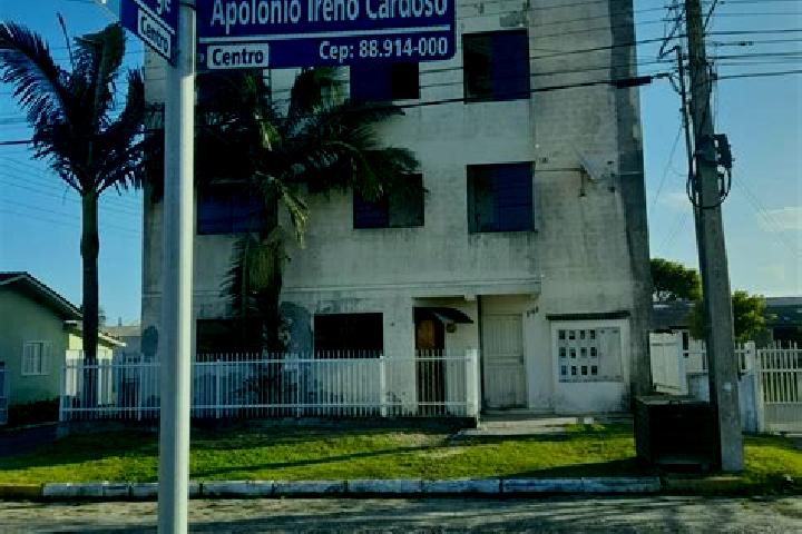 Rose, 32 — Escort in Balneario Arroio do Silva, Brazil