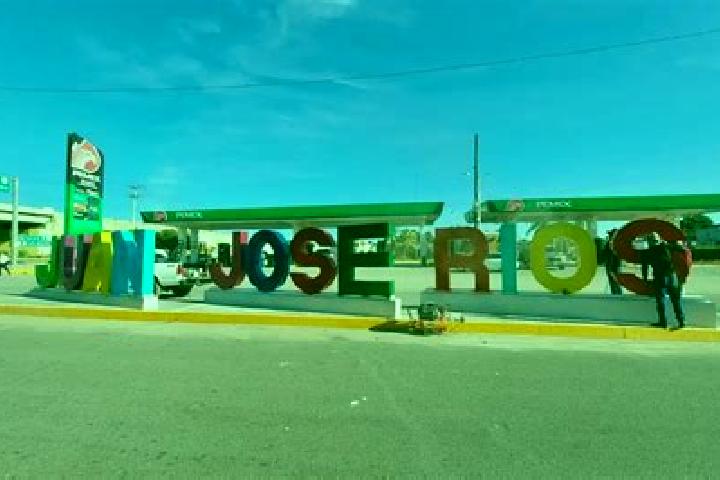 Rose, 32 — Escort in Juan Jose Rios, Mexico
