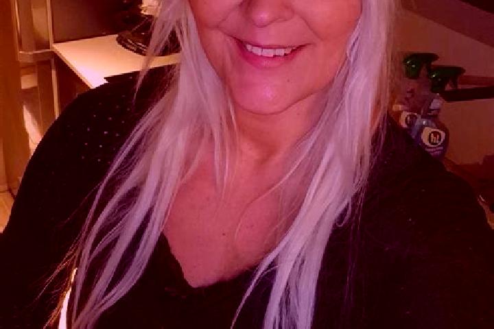 Rose, 32 — Escort in Kramfors, Sweden