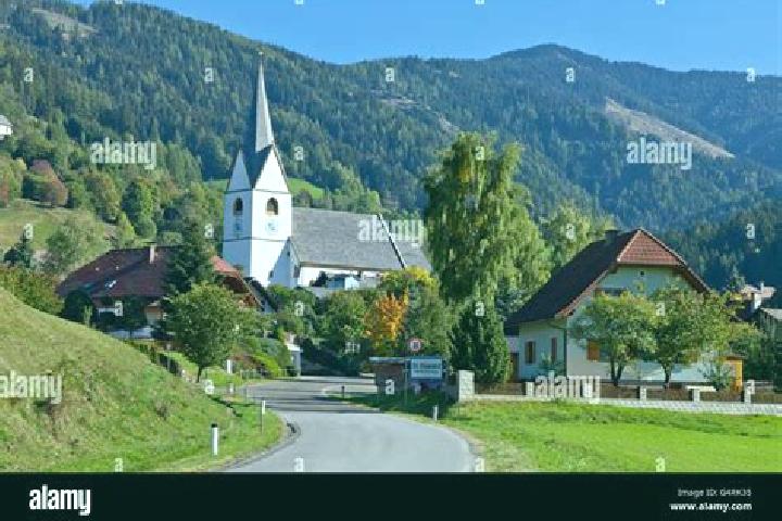 Rose, 32 — Escort in Moederbrugg, Austria