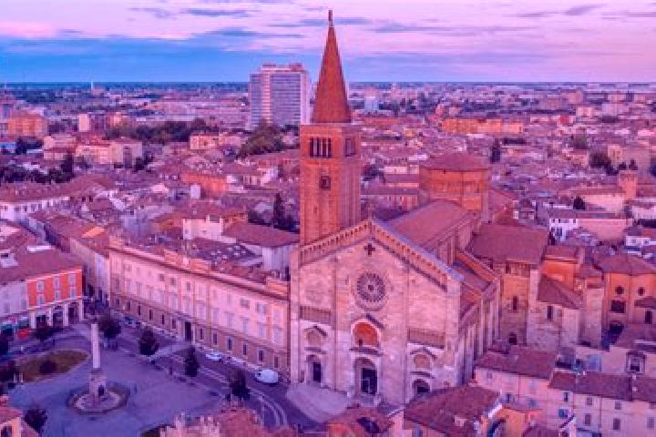 Rose, 32 — Escort in Santa Giustina, Italy