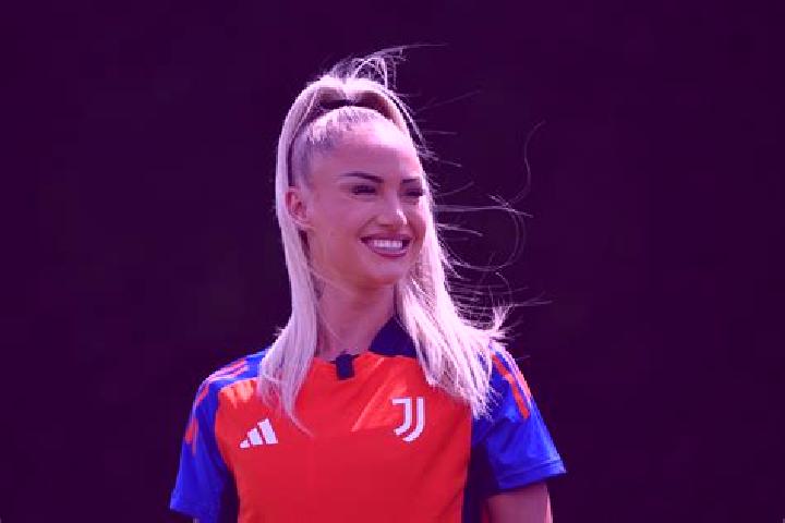 Rose, 32 — Escort in Vinovo, Italy