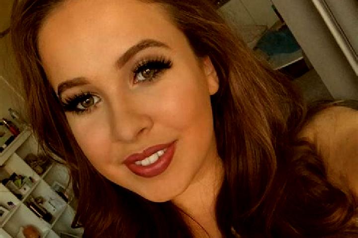 Rose, 33, a auburn amber-eyed latina companion based in Khanpur Mahar. Offering Dinner Date, 69, Striptease. Available for incall and outcall, day and evenin...