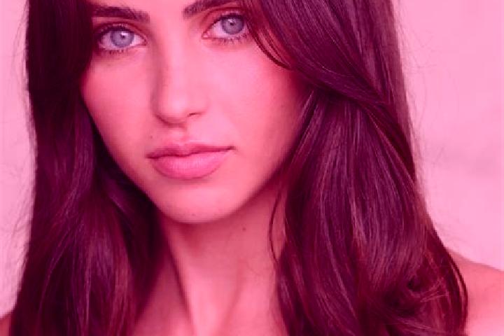 Rose, 33, a black brown-eyed caribbean companion based in Festieux. Offering Dinner Date, Prostate Massage, Roleplay, Duos. Available for incall and outcall,...