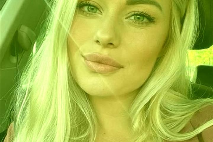 Rose, 33, a blonde hazel-eyed caribbean companion based in Chodow. Offering Massage, Travel Companion, BDSM. Available for incall and outcall, overnight book...
