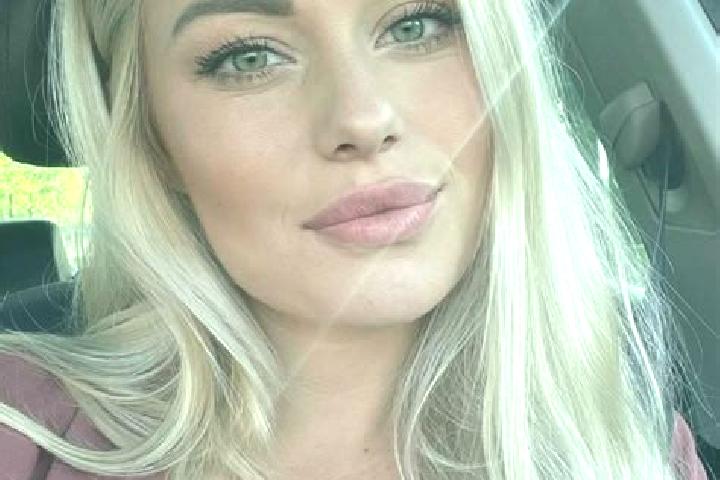 Rose, 33, a blonde hazel-eyed slavic companion based in Luz-Saint-Sauveur. Offering Domination, Massage, OWO, Duos. Available for incall and outcall, day and...