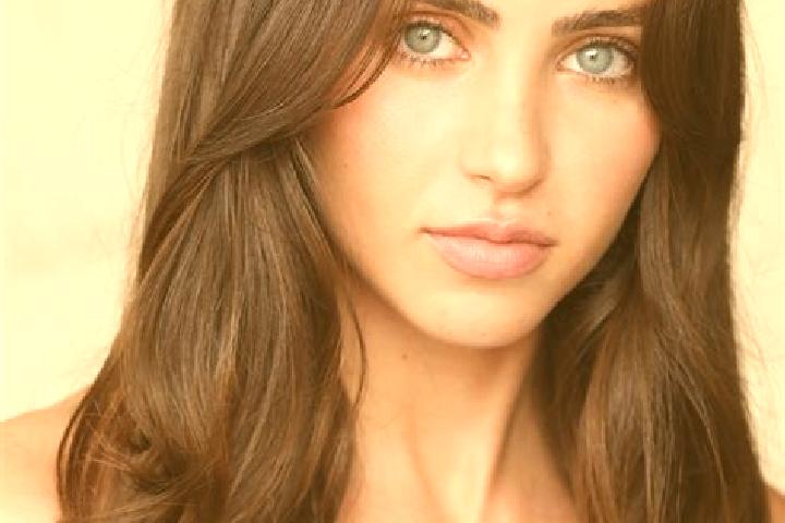 Rose, 33, a brunette brown-eyed middle eastern companion based in Abzac. Offering Couples, Roleplay, Duos. Available for incall and outcall, day and evening ...