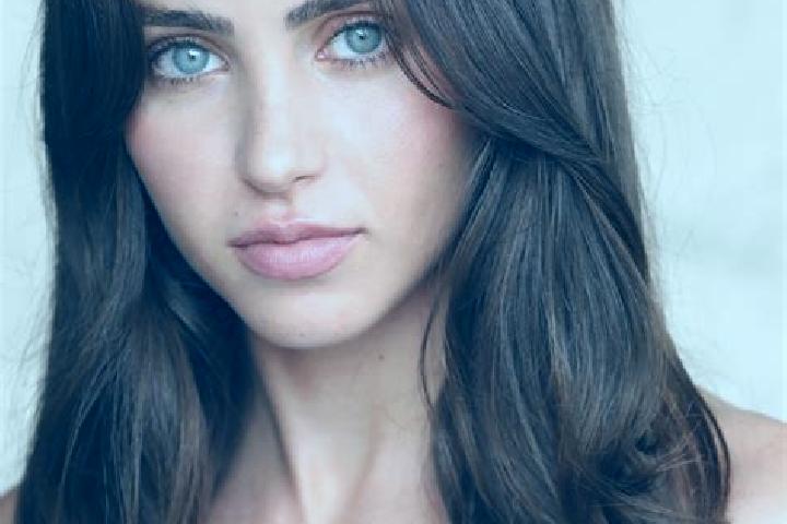 Rose, 33, a brunette hazel-eyed caucasian companion based in Spofforth. Offering Girlfriend Experience, Massage, Fetish, Erotic Massage. Available for incall...