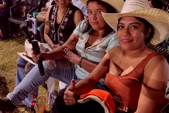 Rose, 33 — Escort in Apanguito, Mexico