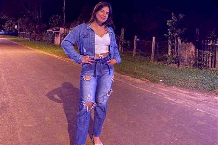 Rose, 33 — Escort in San Juan Nepomuceno, Paraguay