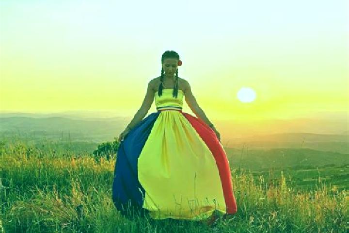 Rose, 33 — Escort in Tisau, Romania