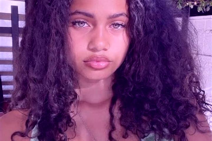 Rose, 34, a black green-eyed mixed companion based in Amourj. Offering Duos, 69, Dinner Date. Available for incall and outcall, day and evening dates.