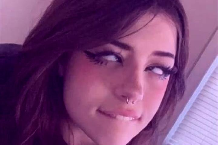 Rose, 34, a brunette amber-eyed caucasian companion based in East Fork. Offering Couples, Party Girl, OWO. Available for incall and outcall, day and evening ...