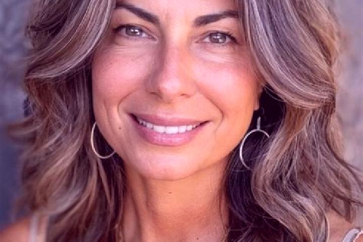 Rose, 34, a brunette grey-eyed middle eastern companion based in Homorod. Offering 69, Travel Companion, Prostate Massage, Tantra, Overnight. Available for i...