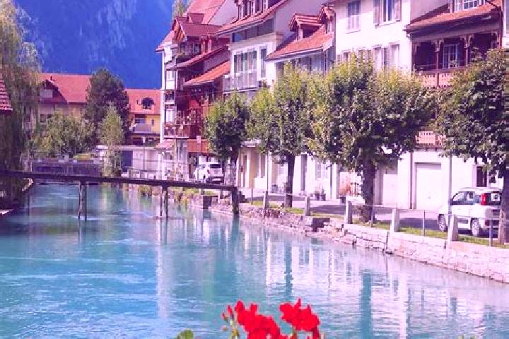 Rose, 34 — Escort in Arch, Switzerland