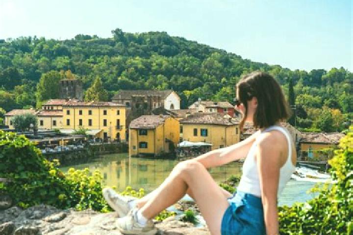 Rose, 34 — Escort in Borghetto, Italy
