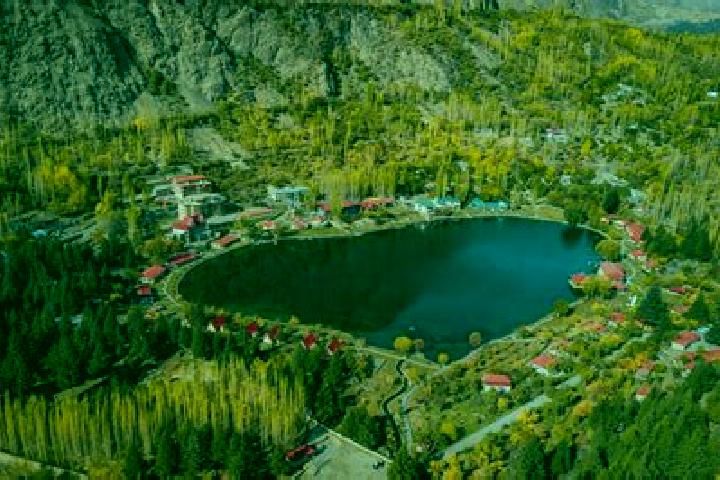 Rose, 34 — Escort in Eidghah, Pakistan