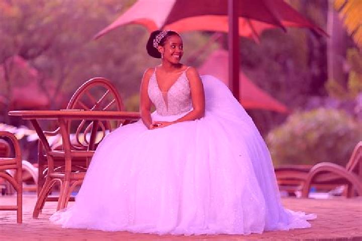 Rose, 35, a auburn amber-eyed middle eastern companion based in Otjiwarongo. Offering Party Girl, Overnight. Available for incall and outcall, overnight book...