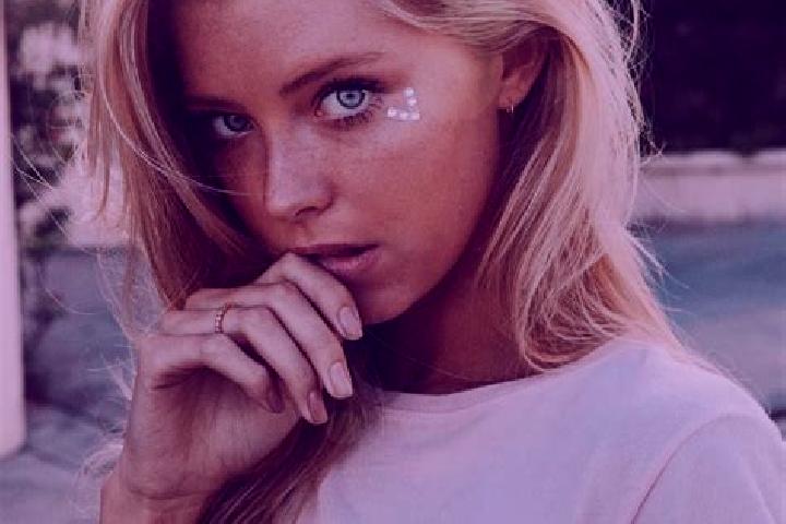Rose, 35, a blonde blue-eyed mediterranean companion based in Santiago Acayutlan. Offering 69, CIM, Prostate Massage. Available for incall and outcall, day a...
