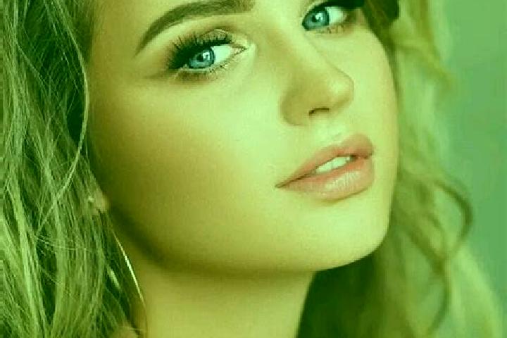 Rose, 35, a dark blonde blue-eyed european companion based in Pomichna. Offering Travel Companion, Erotic Massage, Couples. Available for incall and outcall,...