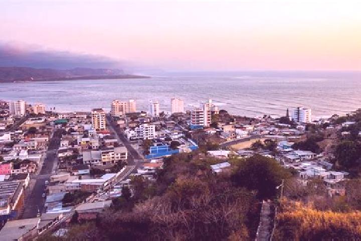 Rose, 35 — Escort in Bahia de Caraquez, Ecuador