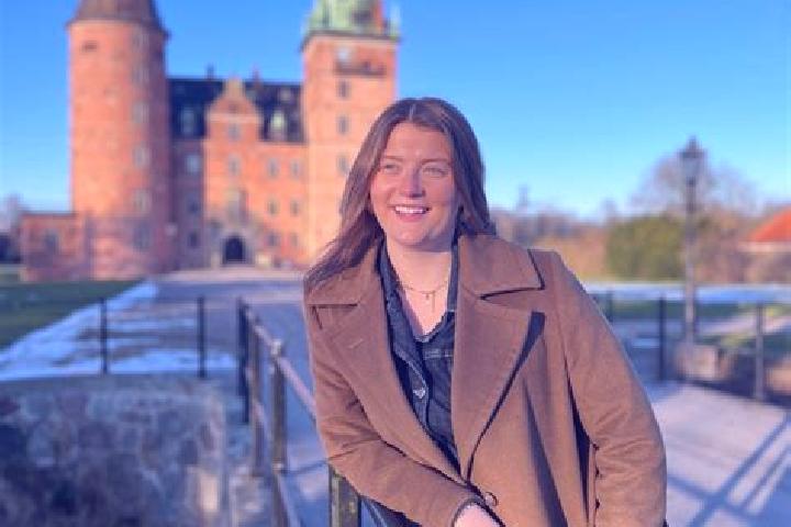 Rose, 35 — Escort in Bjaeverskov, Denmark