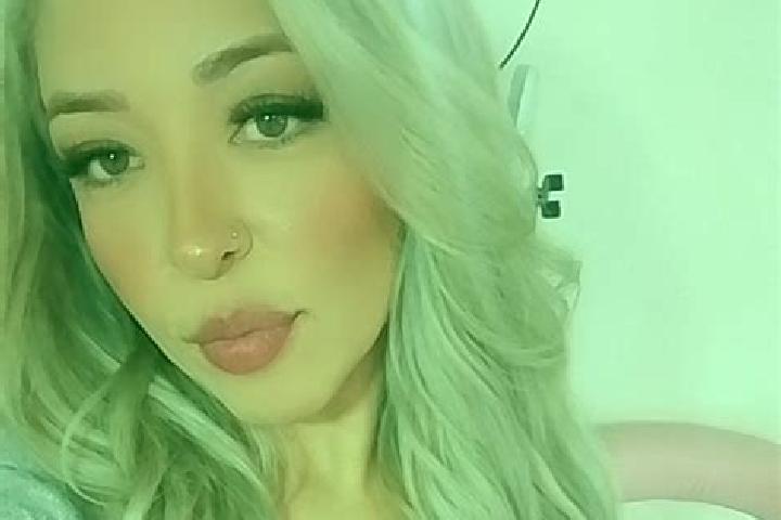 Rose, 35 — Escort in Bren, France