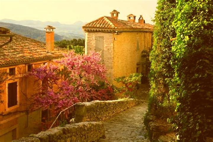 Rose, 35 — Escort in Le Crestet, France