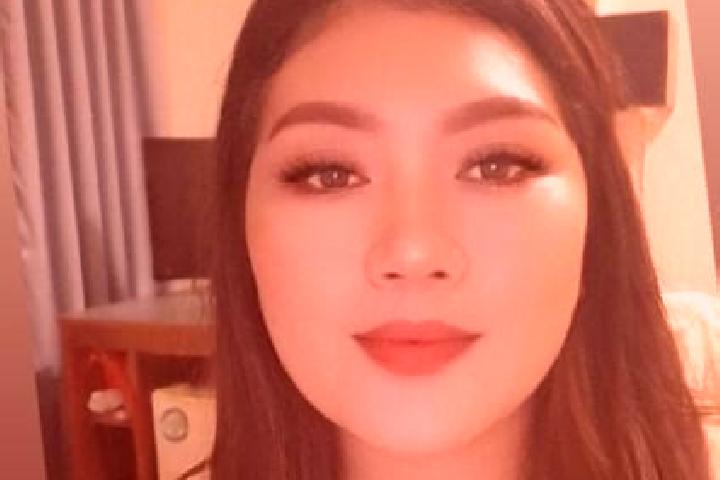 Rose, 36, a auburn amber-eyed asian companion based in Rothenburgsort. Offering Domination, Roleplay, Dinner Date. Available for incall and outcall, day and ...