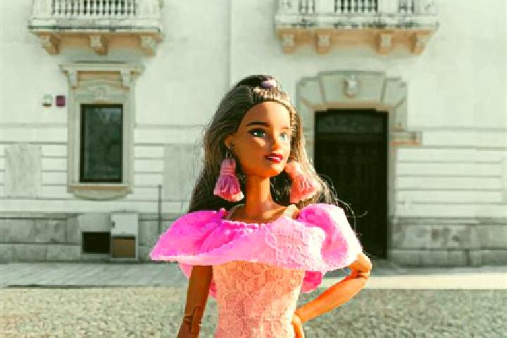 Rose, 36, a auburn dark-eyed ebony companion based in San Ferdinando di Puglia. Offering Roleplay, Massage, 69, Overnight, Duos. Available for incall and out...
