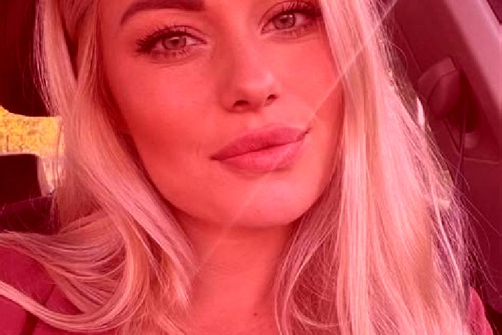 Rose, 36, a blonde hazel-eyed ebony companion based in Kudinovo. Offering OWO, CIM, Fetish, Massage, Roleplay. Available for incall and outcall, day and even...