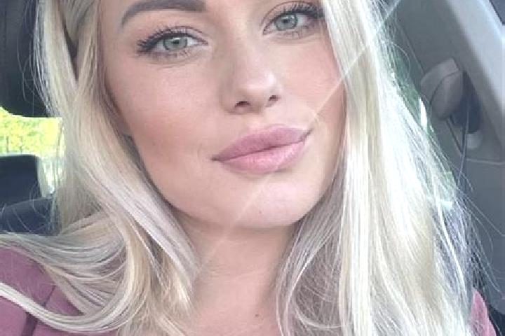 Rose, 36, a blonde hazel-eyed middle eastern companion based in Berek. Offering Domination, Duos, Prostate Massage. Available for incall and outcall, overnig...