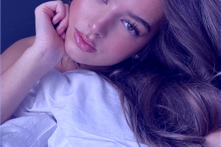 Rose, 36, a brunette hazel-eyed slavic companion based in San Isidro. Offering Domination, Overnight, Erotic Massage. Available for incall and outcall, day a...